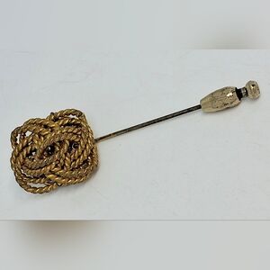 * Vintage Unsigned Miriam Haskell Gold Tone Knot Stick Pin Brooch